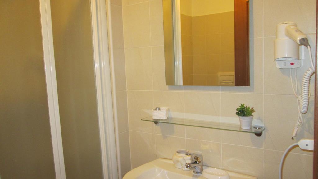 Royal Roma B&B Rome Room photo